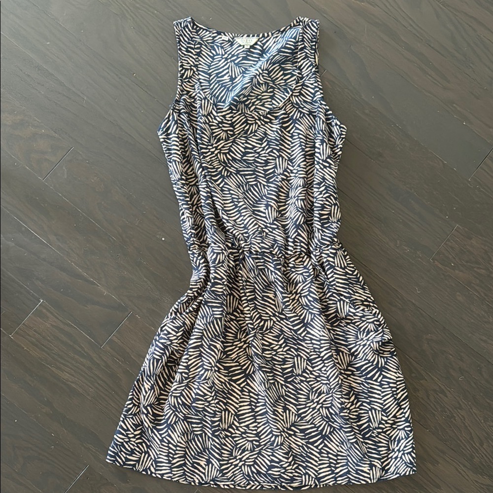 Sleeveless Navy and White Printed Mini Dress with Elastic Waist